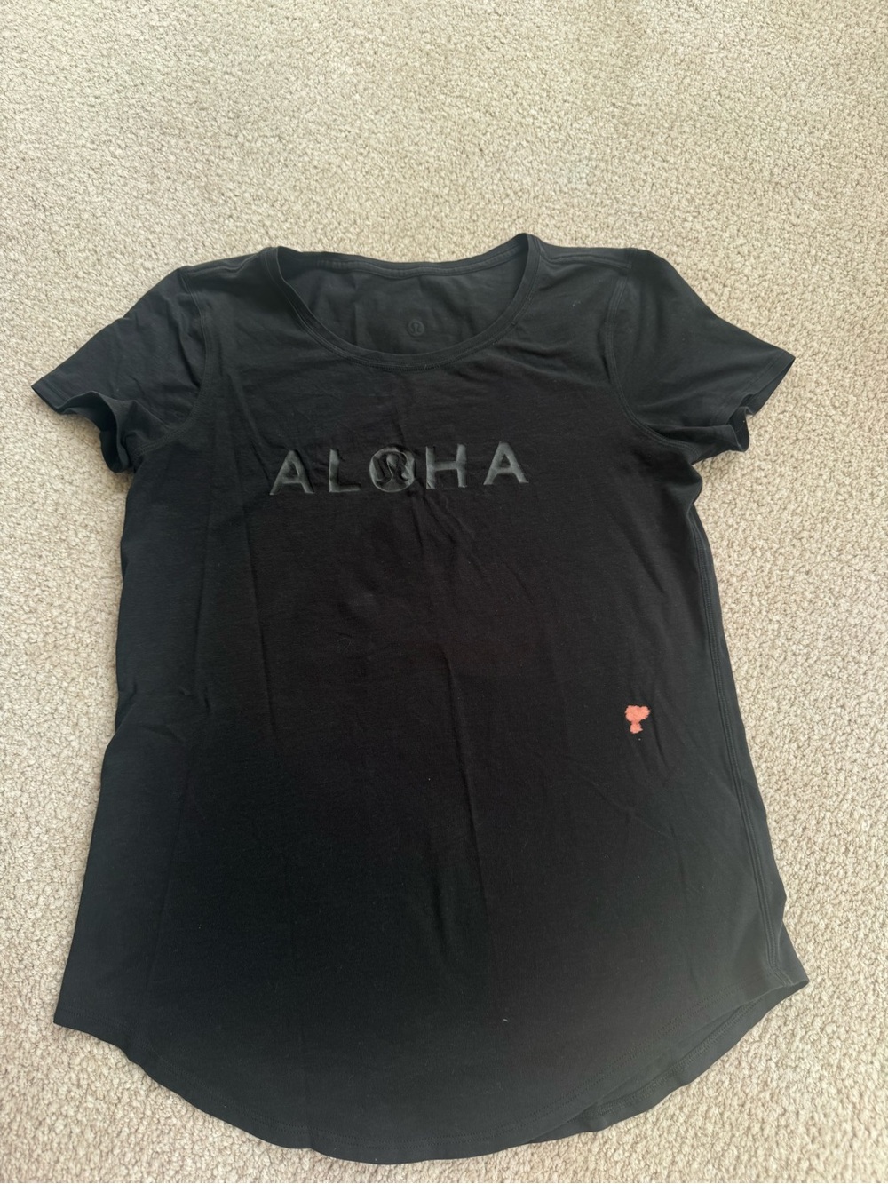 lululemon athletica Black ALOHA Scoop Neck Tee